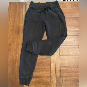 Lululemon joggers